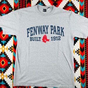Fenway Park Built 1912 Boston Red Sox Graphic T-Shirt – Gray – Size L